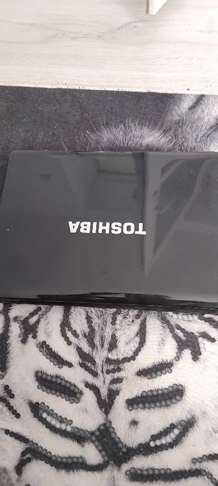 Vand laptopuri functionale