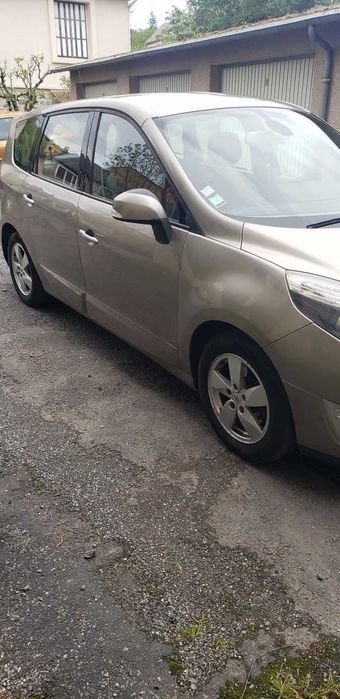 renault scenic III 1.9 DCI 130 de cai 7 locuri