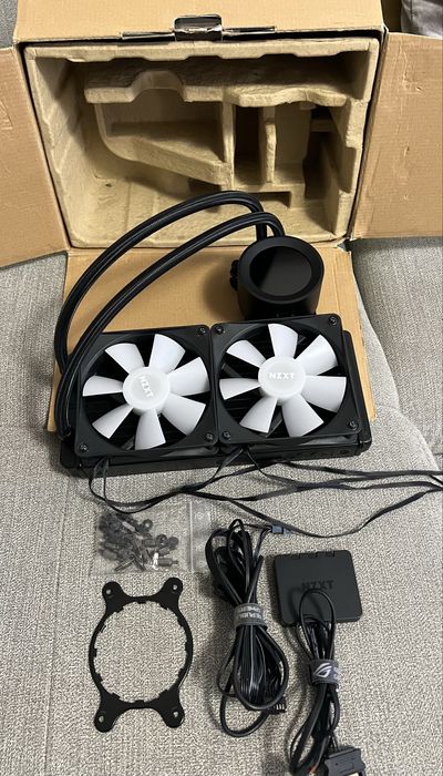 Cooler procesor NZXT Kraken Elite 240 RGB