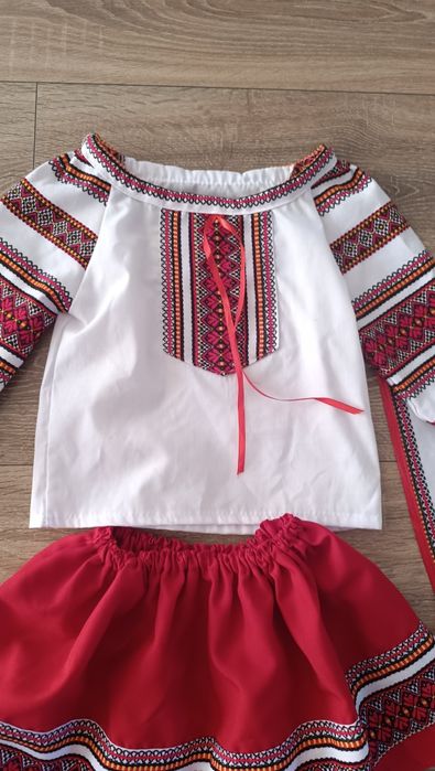 Costum popular tradițional nou fetiță 3-4 ani