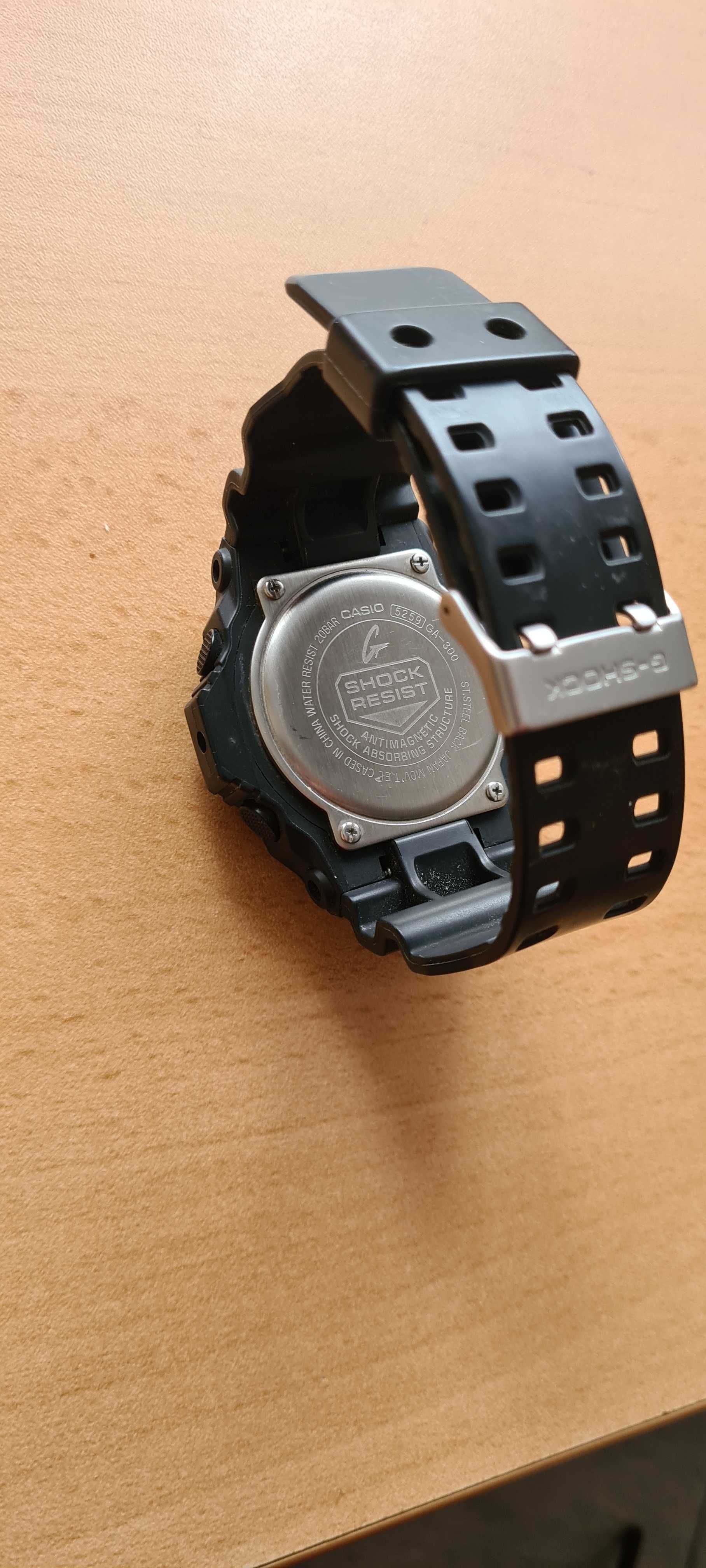 Часовник G-shock