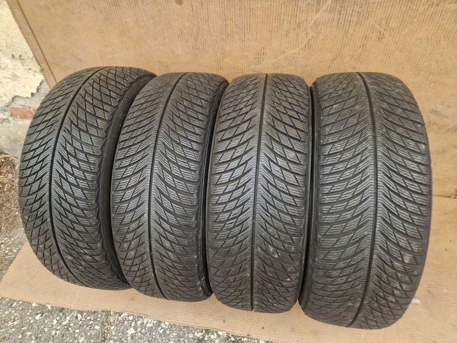 4 Michelin R17 225/65
Зимни гуми 
DOT4320