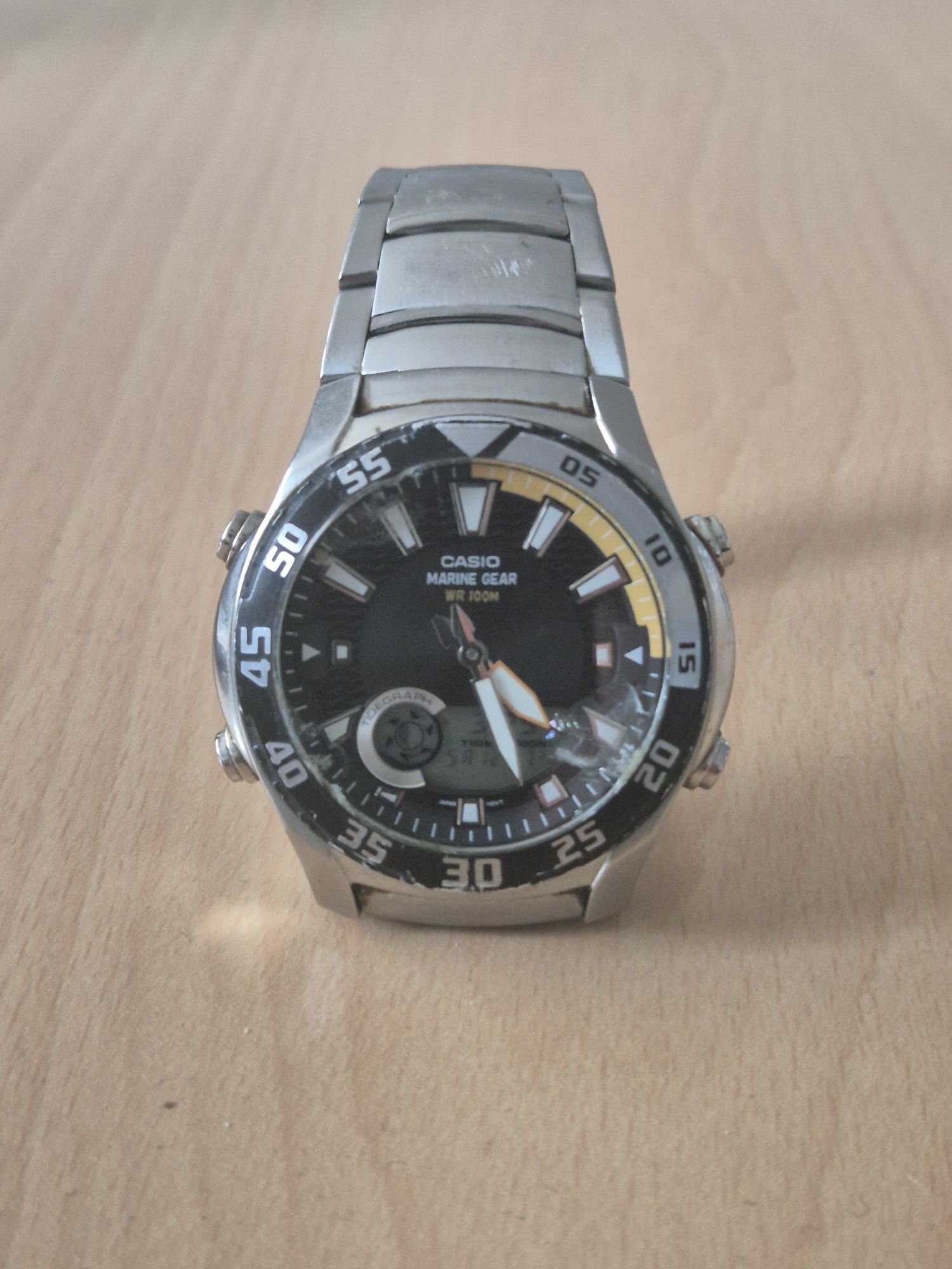 Часовник Casio - употребяван