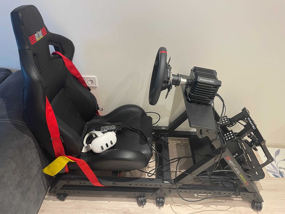 Цял sim racing сетъп Fanatec