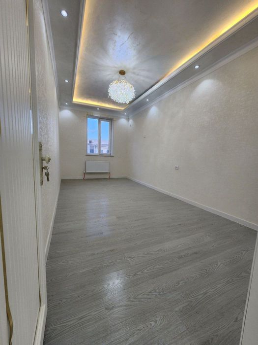 2 xonali kvartira sotiladi