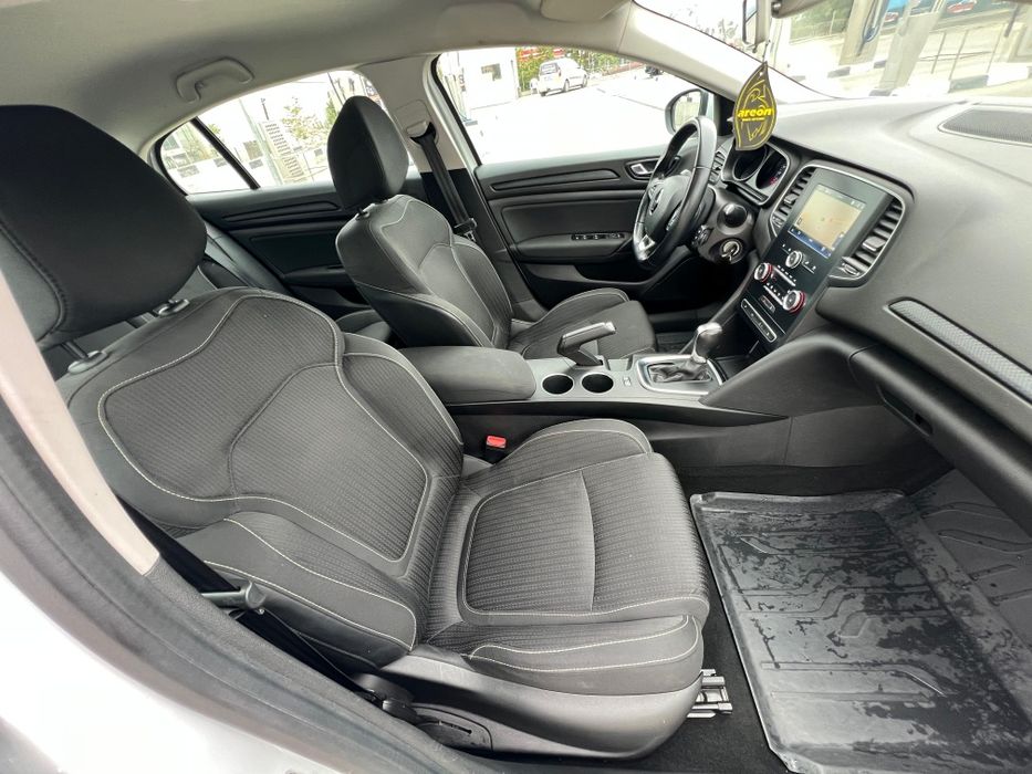 Renault Megane berlină 2019 automat 1.5 dci  EURO 6 TVA deductibil