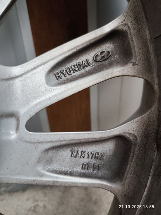17/5/114,3-ХЮНДАЙ ИХ 35,ТУКСОН,с добри ЗИМНИ гуми-225/60/17-перфектни