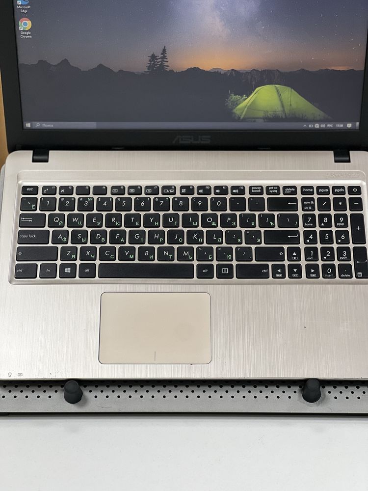 ASUS | Intel Core i3-4005U | ОЗУ 4Gb | SSD 256Gb