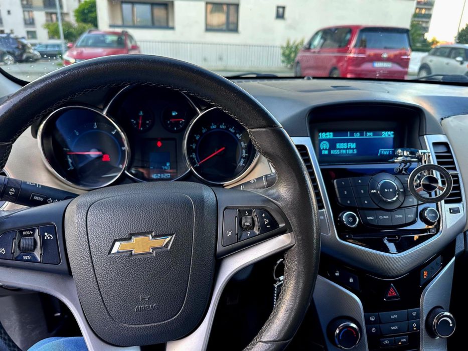 Vand Chevrolet Cruze . 2.0 Diesel 150 cp