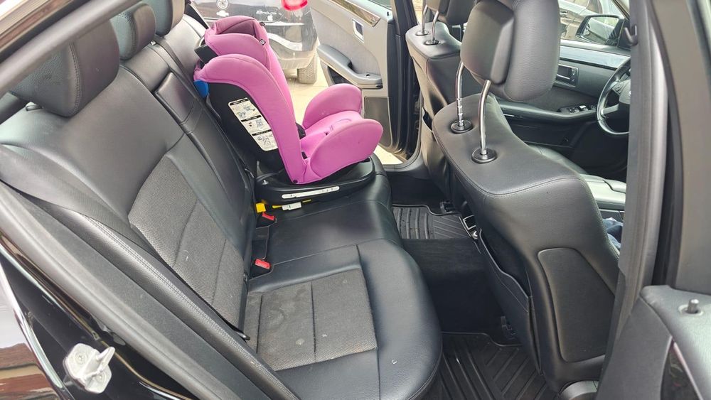 Vând Mercedes E220 CDI Avangarde