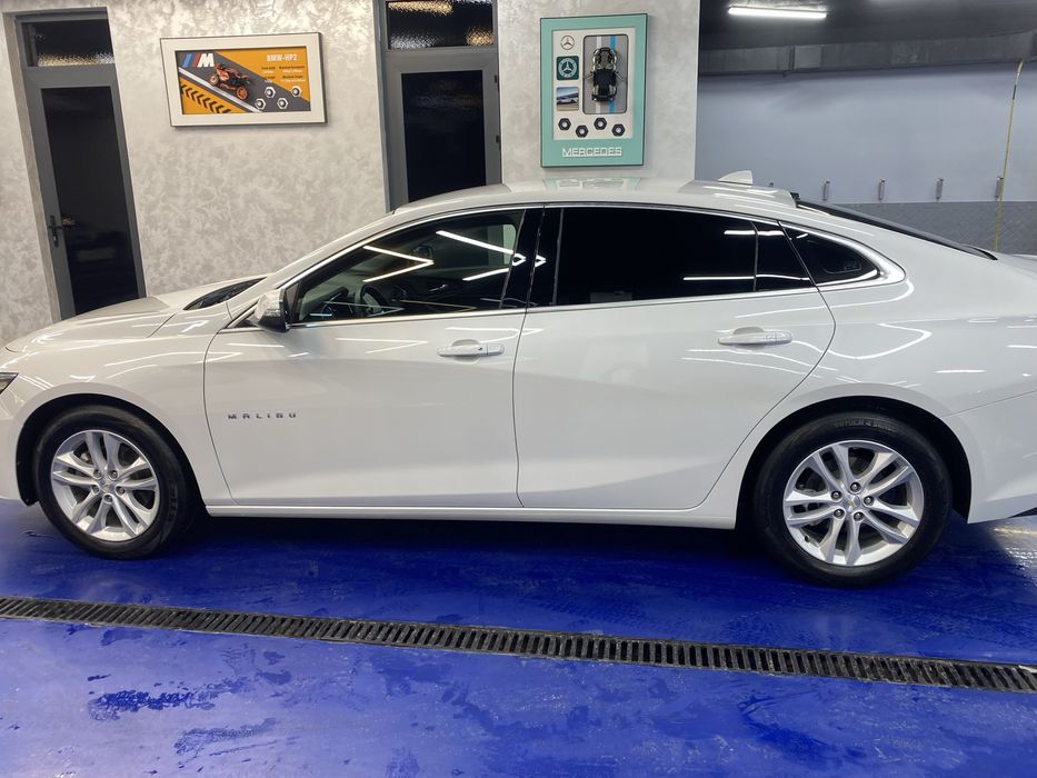 Malibu 2.4 beliy jemchuk