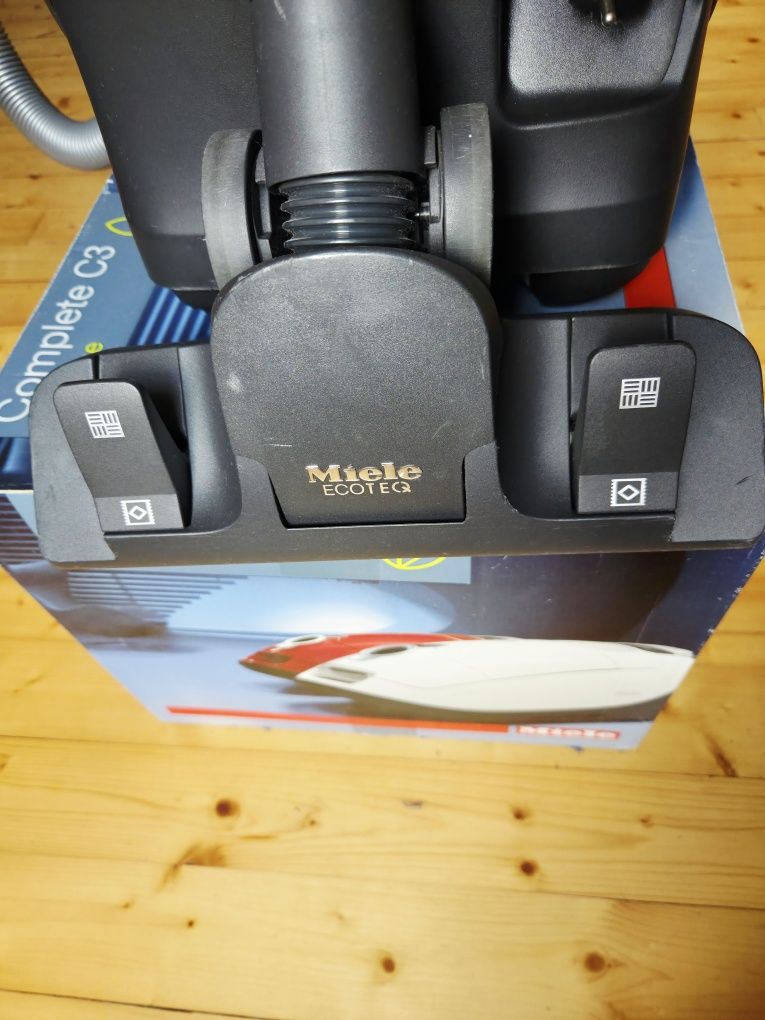Miele Complete C3 Comfort Boost EcoLine прахосмукачка