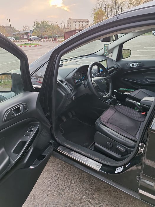 Vând Ford ecosport