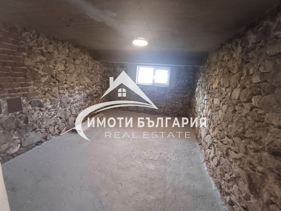 Продава се Етаж от къща в Карлово - 93 кв.м за 1807 €/кв.м - Снимка #9