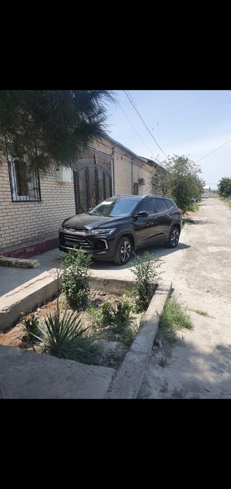 Продаётся tracker premier 2023 года с пропаном