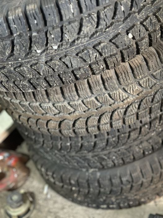 Шины 13 размер  продается