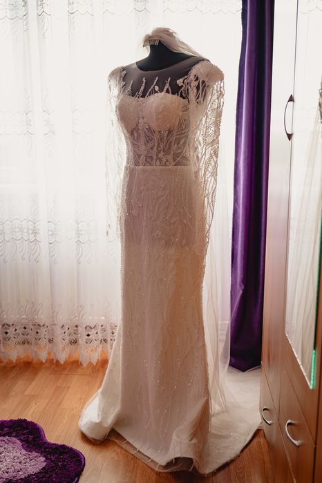 Vând rochie de mireasă !