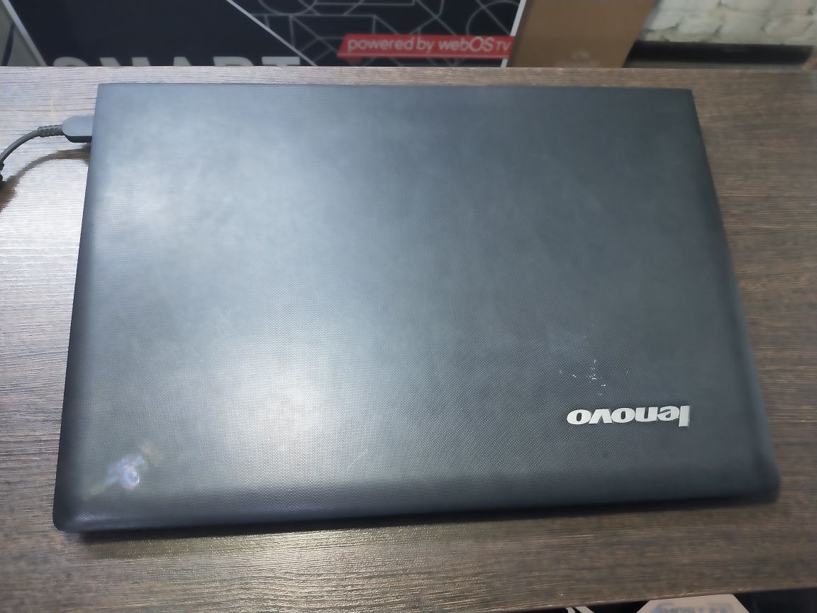 Lenovo i3/6gb/SSD 128gb