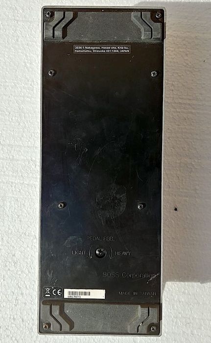 Boss pedala FV 500 Alesis Yamaha Korg prima serie