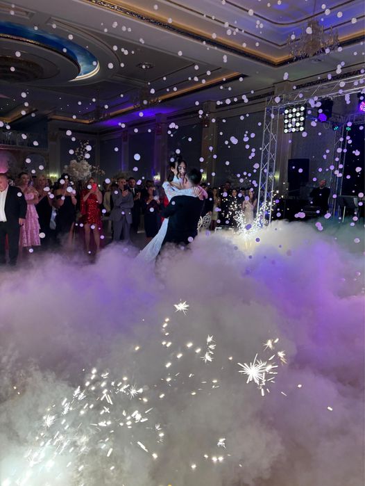 Oglinda foto, Fum greu dansul mirilor, Baloane cu fum.