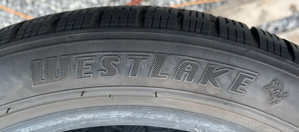 2бр 245/40/17 на 7мм с 20дот