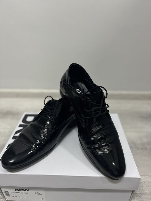 Лачени мъжки обувки на Vip Class носени няколко пъти размер 40