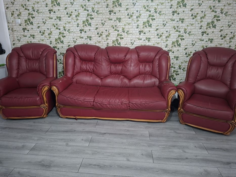 Set canapea cu fotolii