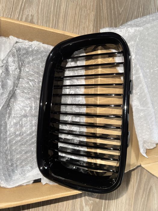 Ноздри bmw e36 (решетки радиатора)