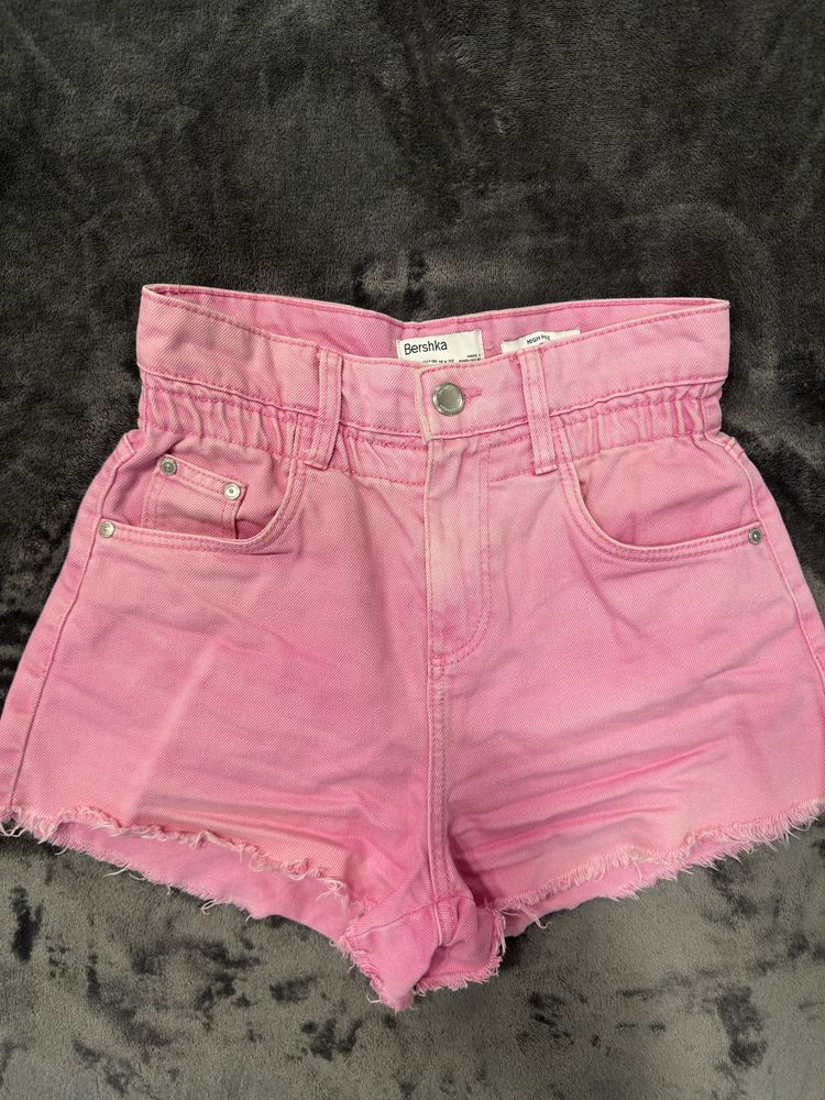 Къси дамски дънки Bershka