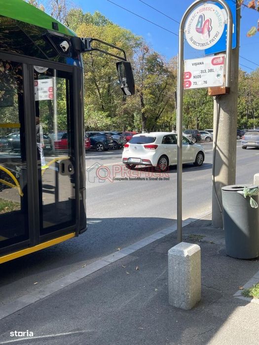 2 camere - Bd Tineretului  cu vedere la Parc