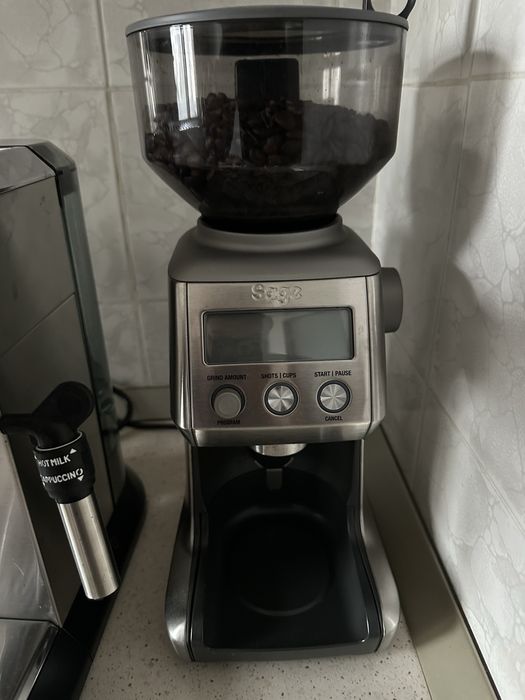 Кафемелачка Sage BCG820BSS