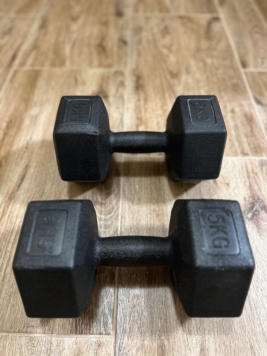 2 бр . дъмбели 5 кг