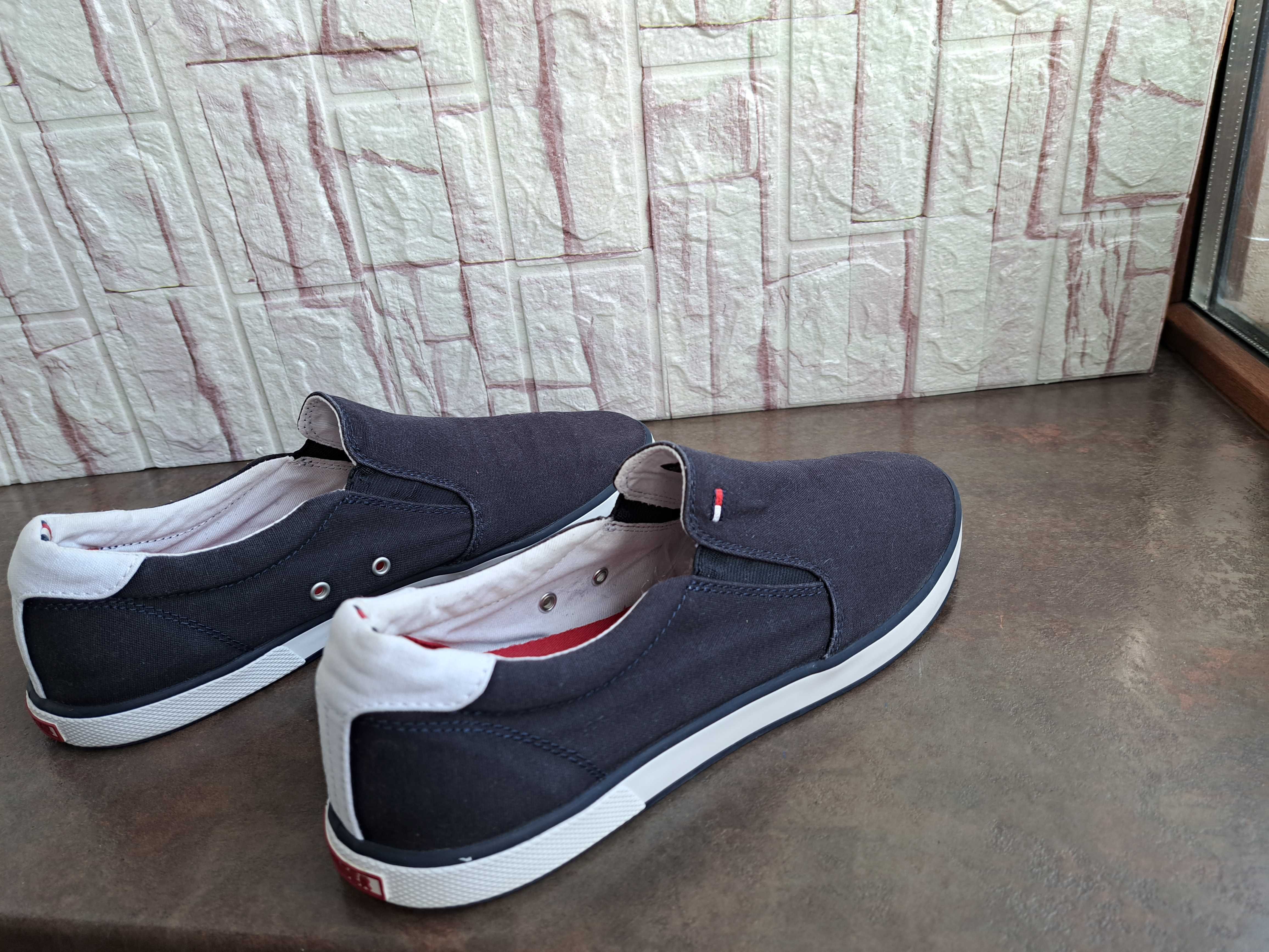 мъжки гуменки,спортни обувки,летни кецове,Tommy Hilfiger,еспадрили,42