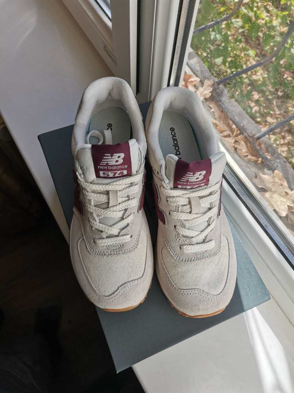 New Balance 574 UNISEX