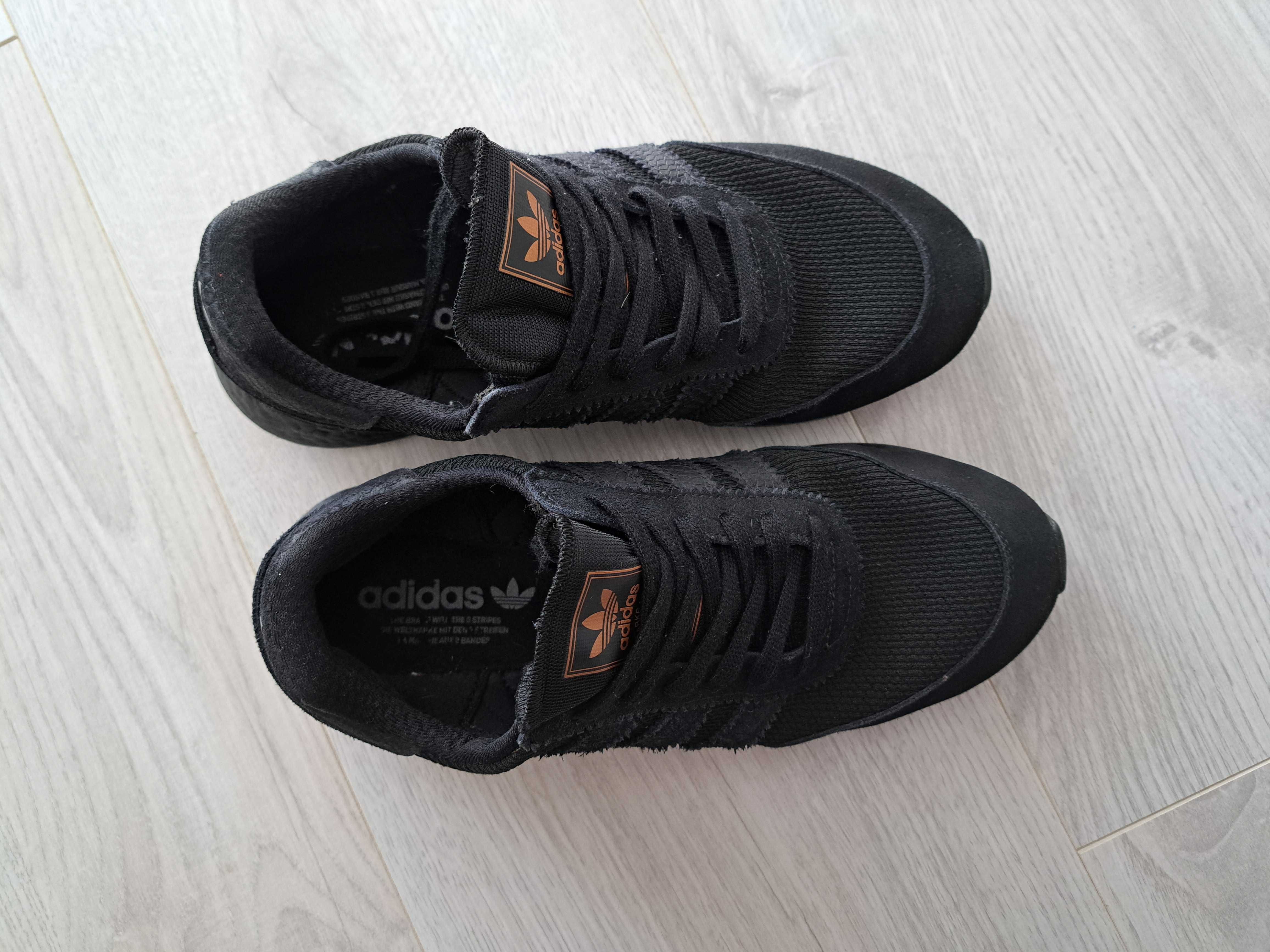 adidas oroginal panza piele 42