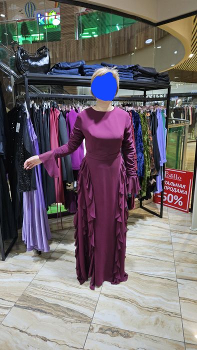 Продам платье на праздник