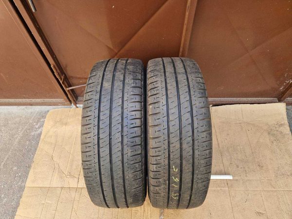 2 Michelin R16C 225/65
летни бусови гуми
DOT0618