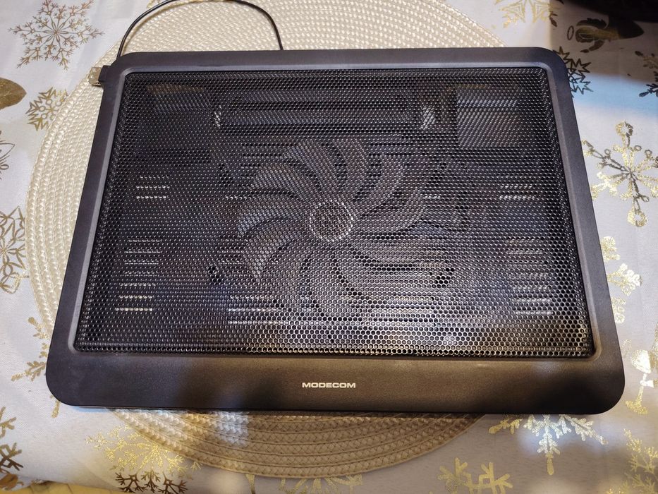 Бартер за Playstation 5 ! Геймърски ASUS ROG с 2 видео карти охладител