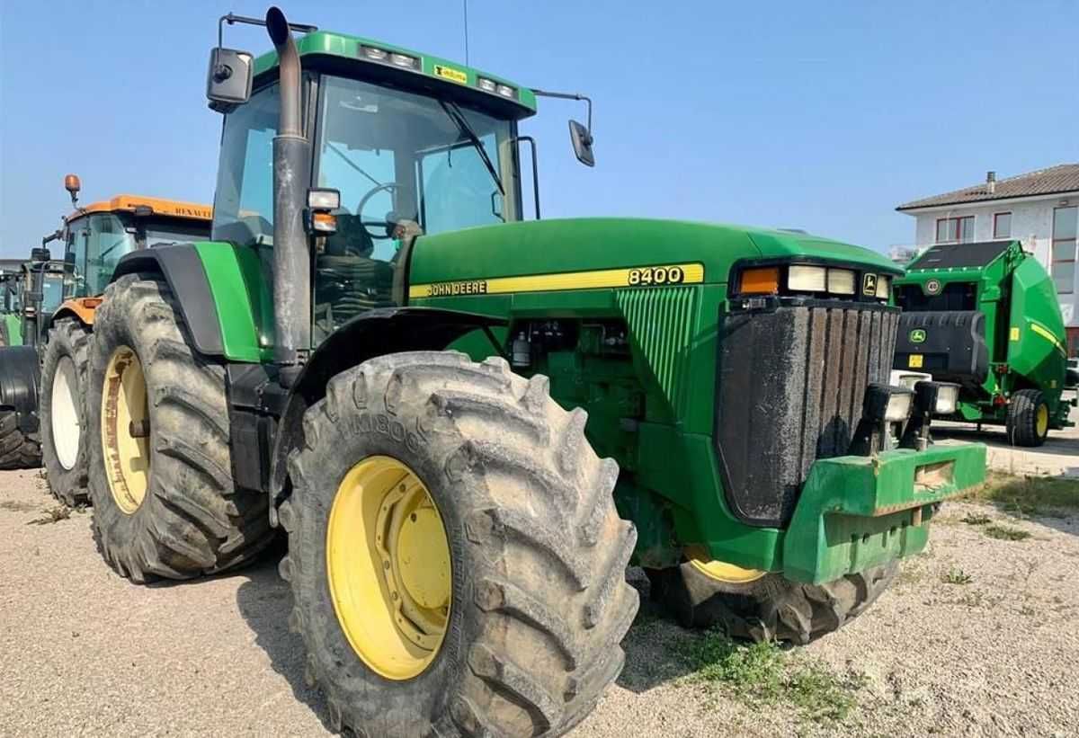 Dezmembrez John Deere 8100, 8200, 8300, 8310, 8400