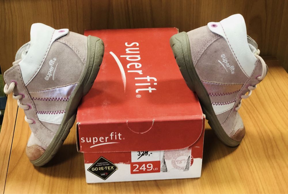 Ghete fata SUPERFIT-marimea 26-27,inte17cm,PIELE,ca GEOX,SALOMON