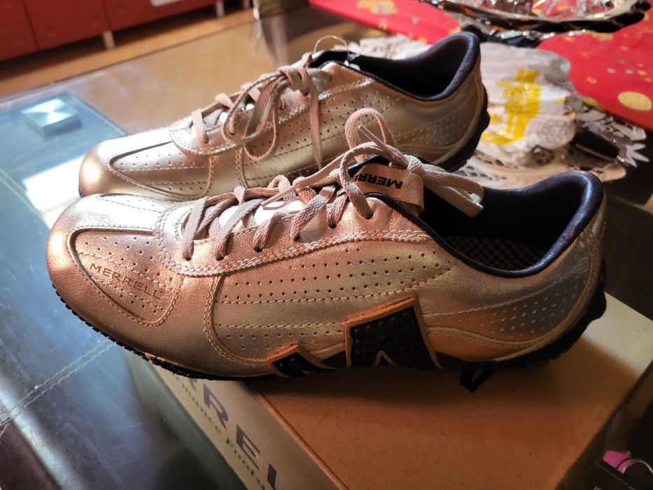 REDUS Adidasi piele naturala MERRELL, auriu cu negru, marimea 42