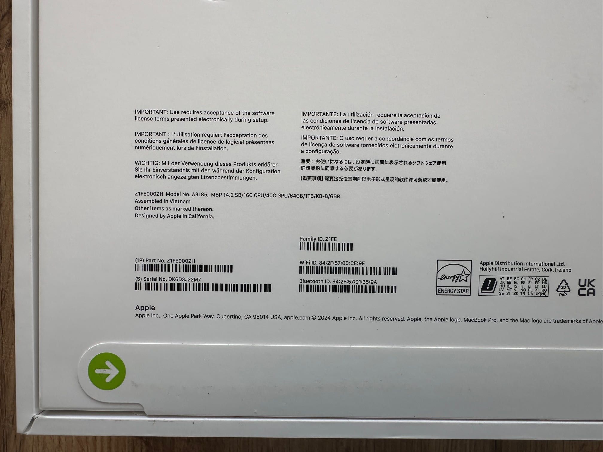 ЧИСТО НОВ MacBook Pro 14" M4 MAX 16-CPU, 40-GPU, 64GB RAM, 1TB SSD