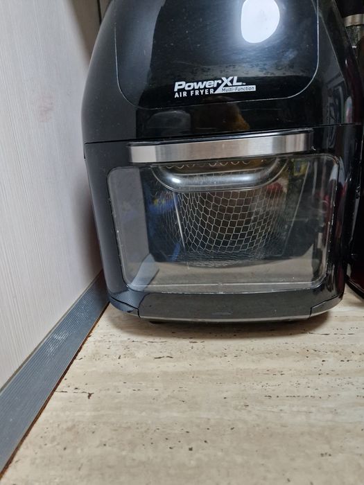 Friptueza  multi funcțională.