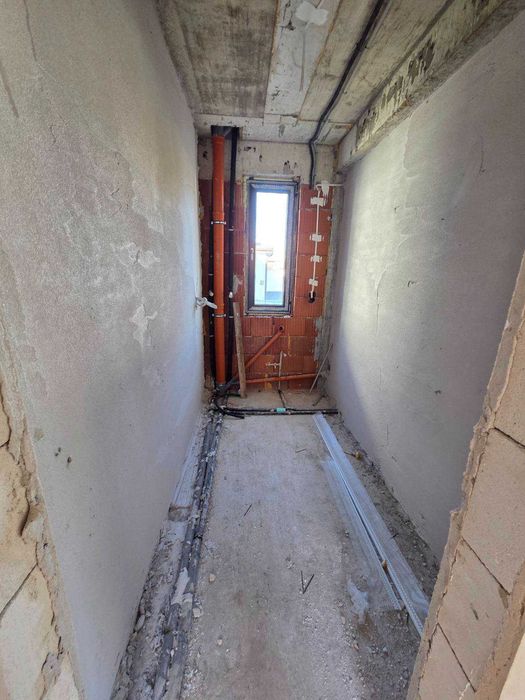 1788-Продава се двуетажна тухлена на плоча къща в кв. Добровски!