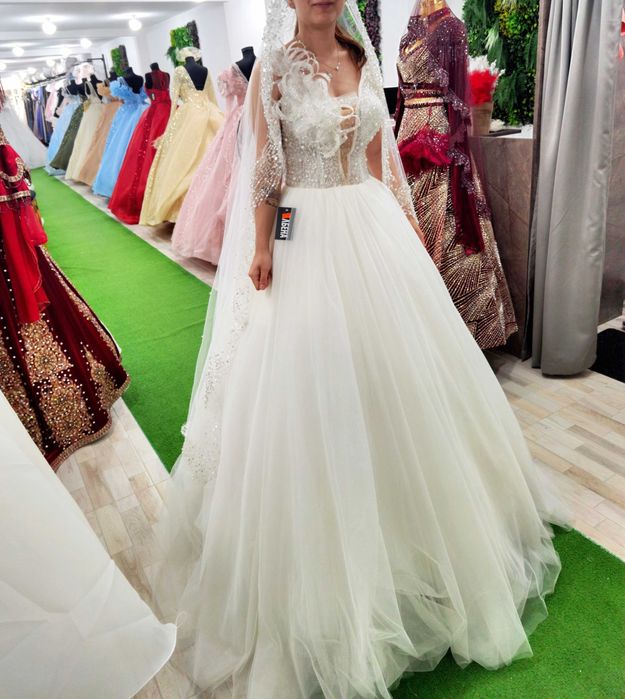 Булченска рокля със перли