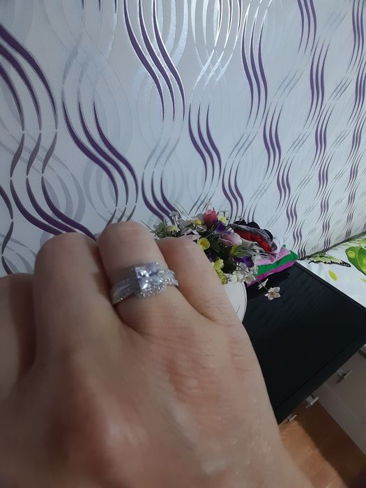 Vând inel logodna argint rodiat