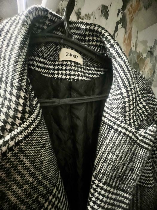 Новое пальто 15000тг 48-52рр