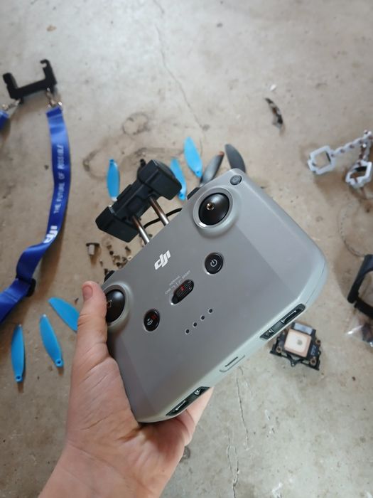 Dronă dji mini 2 defecta