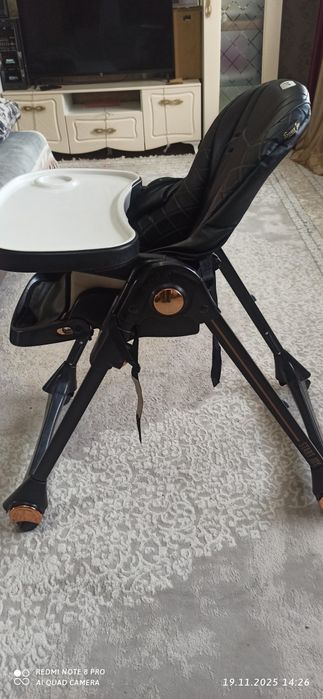 Детские столы и стулья