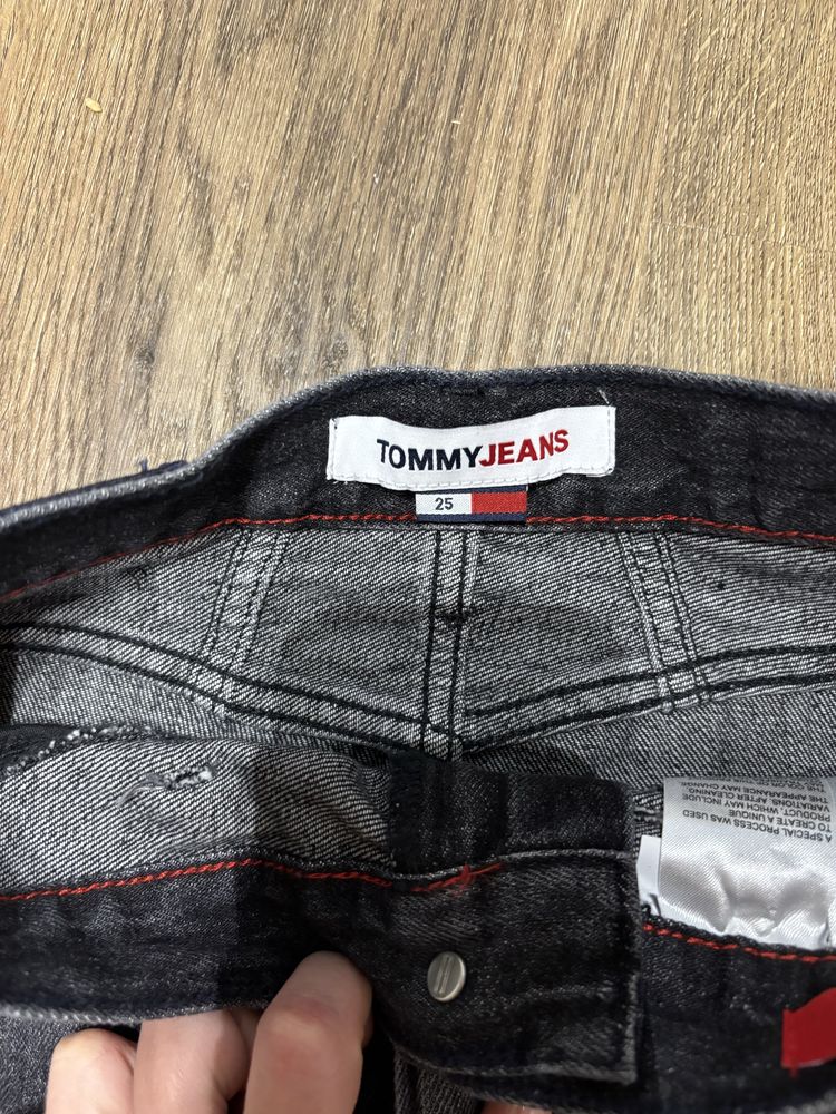 Пола Tommy Jeans